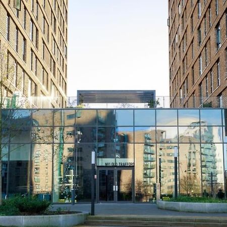 Modern Trafford 1Br Apartment-Free Parking-Cinema Room مانشستر المظهر الخارجي الصورة